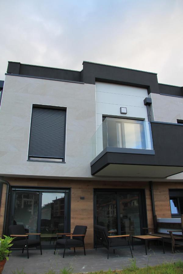 הוילה ריבאדסלה La Casina De La Playa מראה חיצוני תמונה